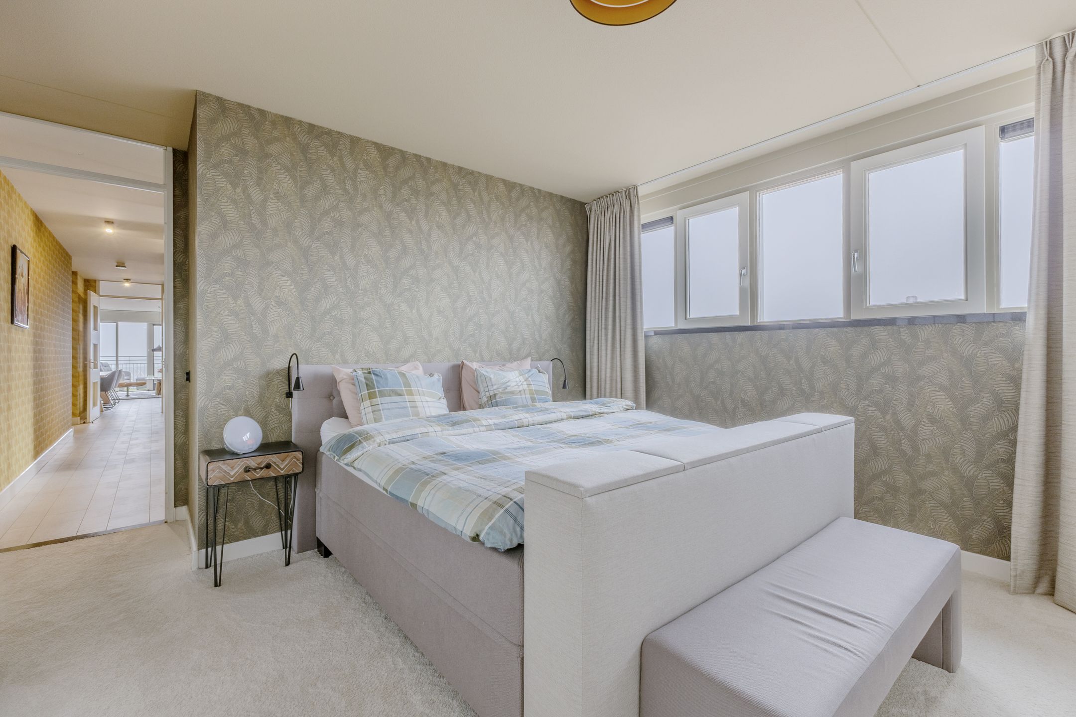 Foto 21 van Witte Ring 11-E