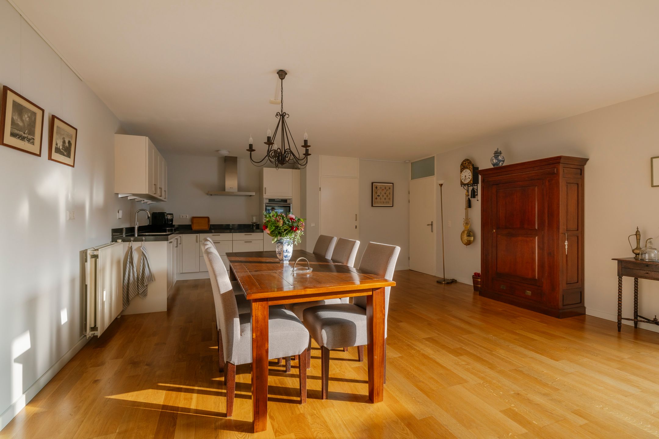 Foto 3 van Zwanebloembocht 221