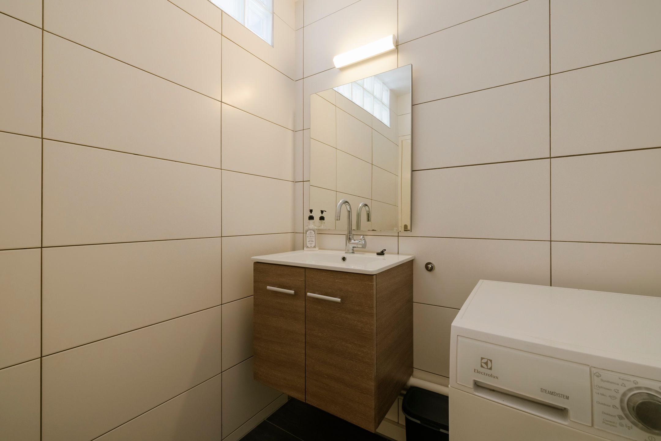 Foto 21 van Zwanebloembocht 221