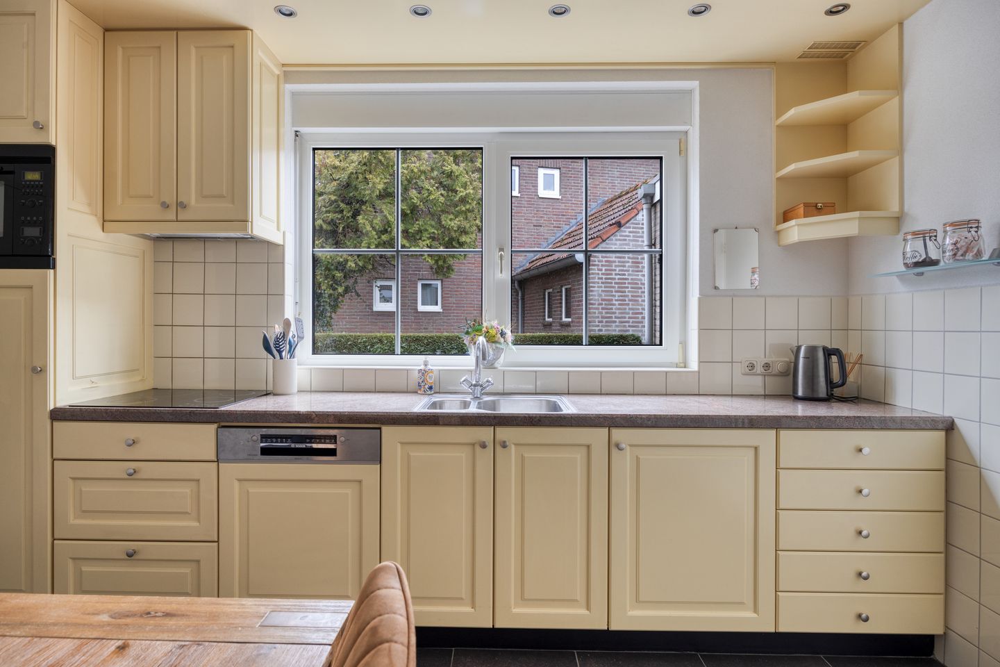 Foto 5 van Julianastraat 8