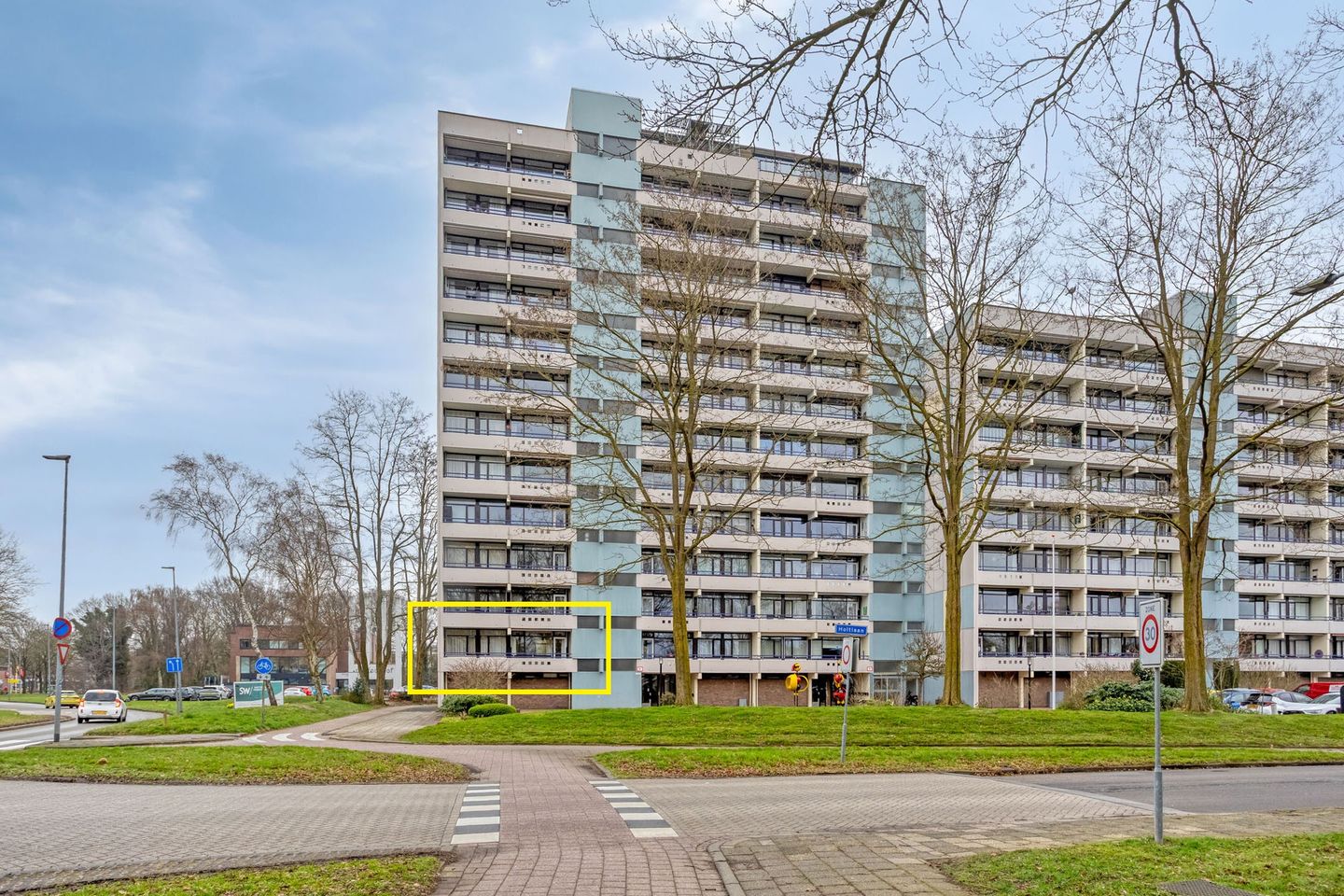 Photo 4 of Holtlaan 1