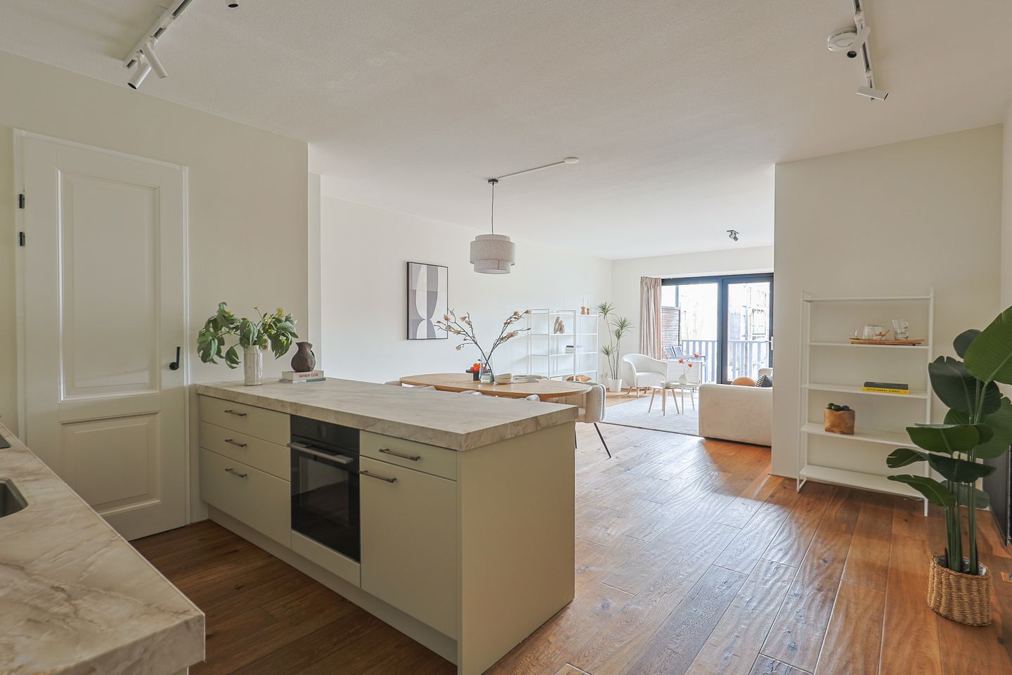 Foto 14 van Van Oldenbarneveldtstraat 52-M