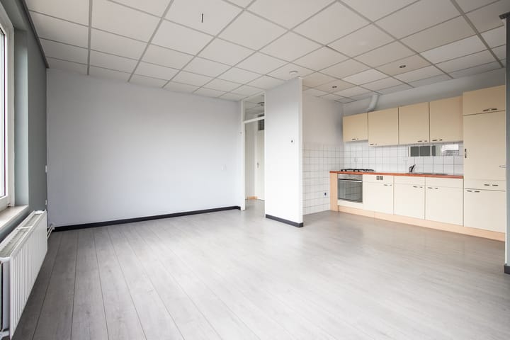 Photo 2 of Koningstraat 3-A