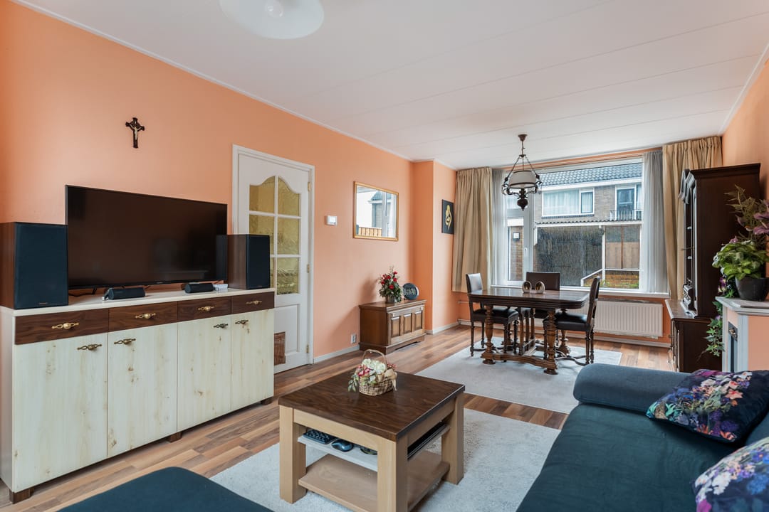 Foto 11 van Korenbloemstraat 6