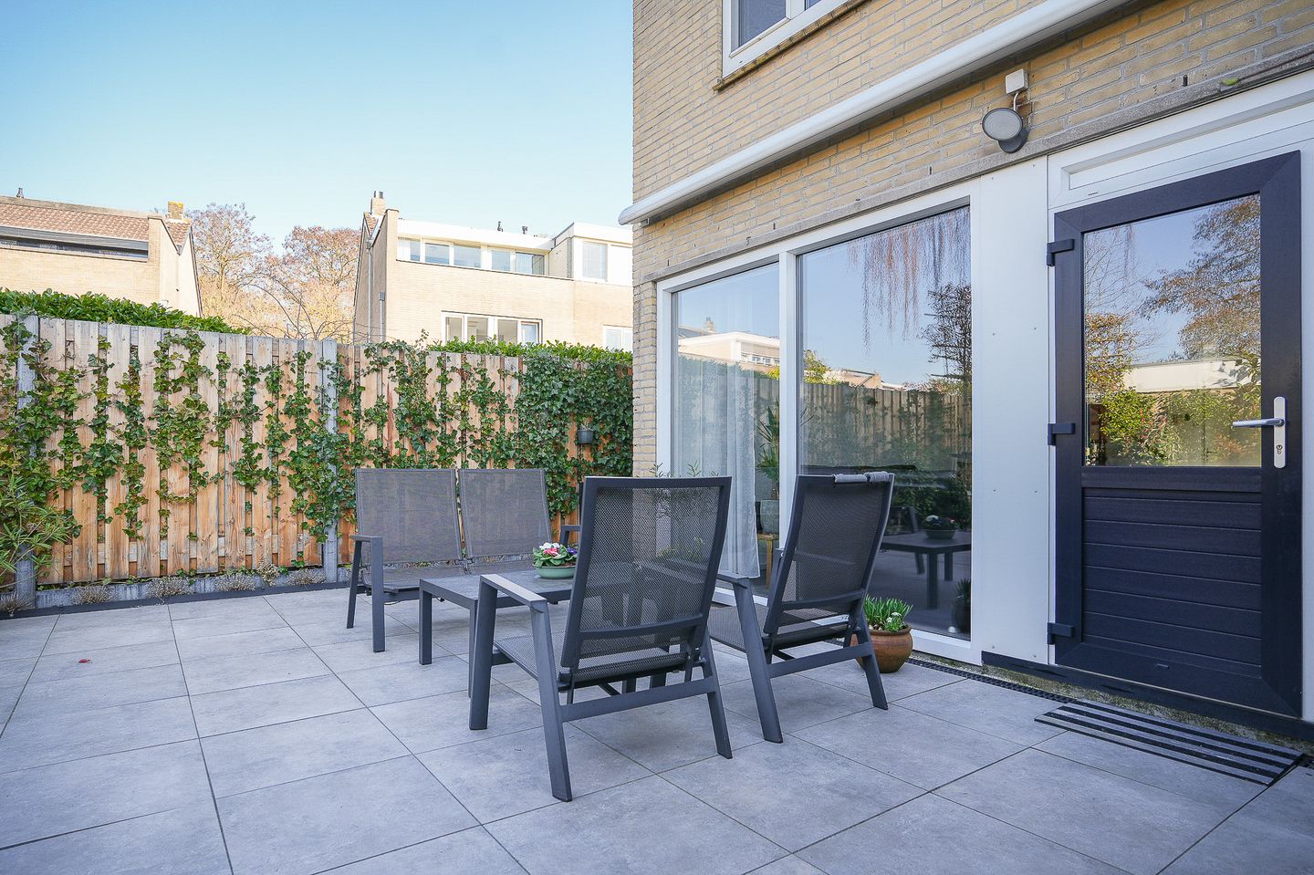 Photo 35 of Westlanderstraat 23