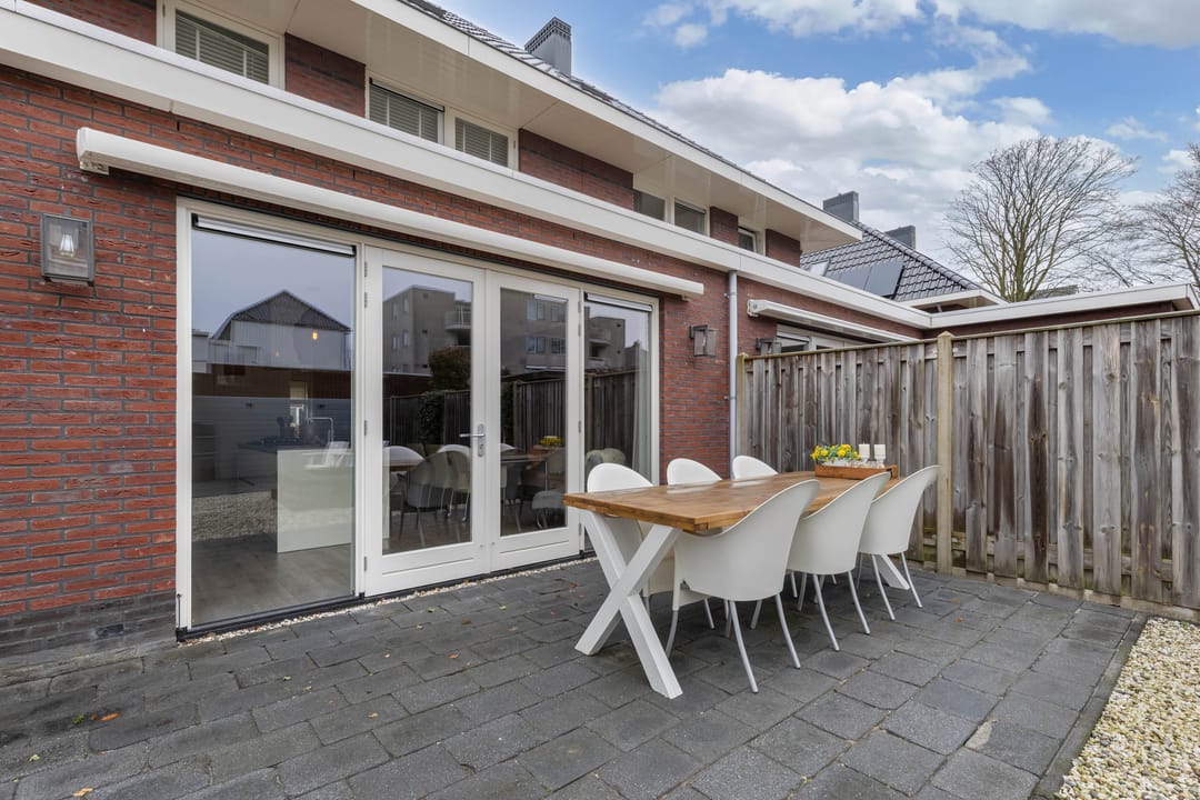 Foto 37 van Prof dr Cleveringastraat 13