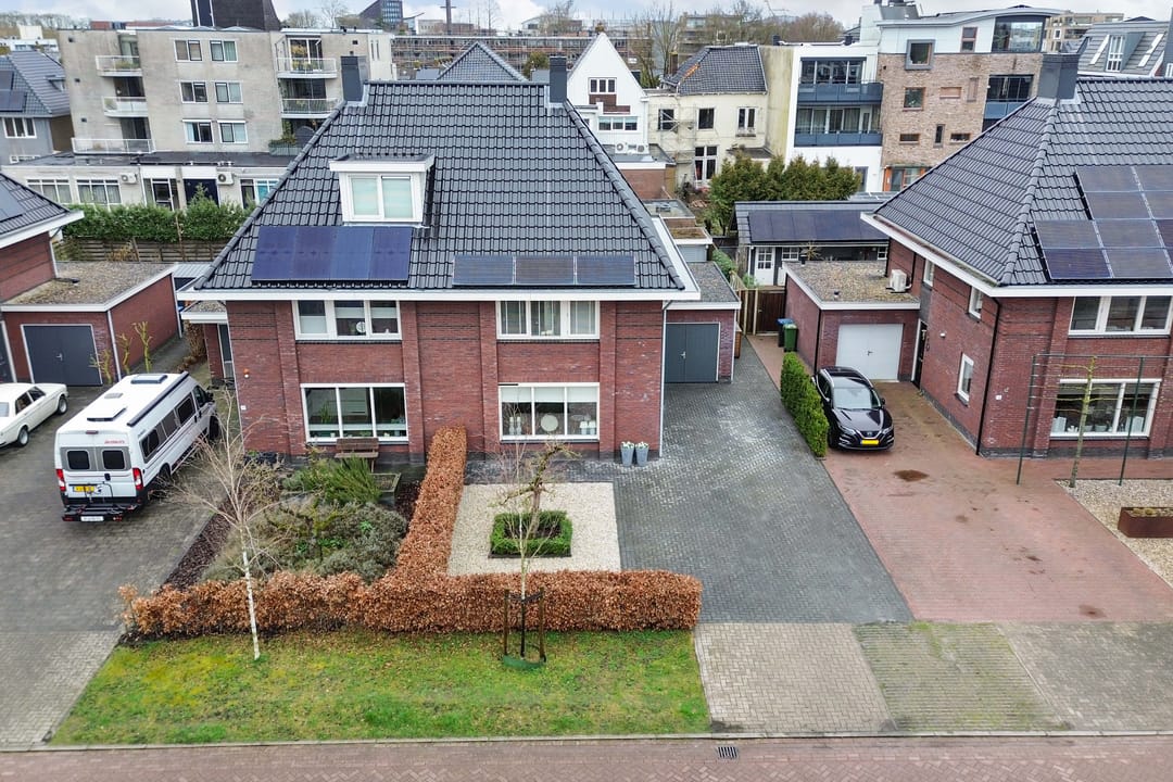 Foto 47 van Prof dr Cleveringastraat 13