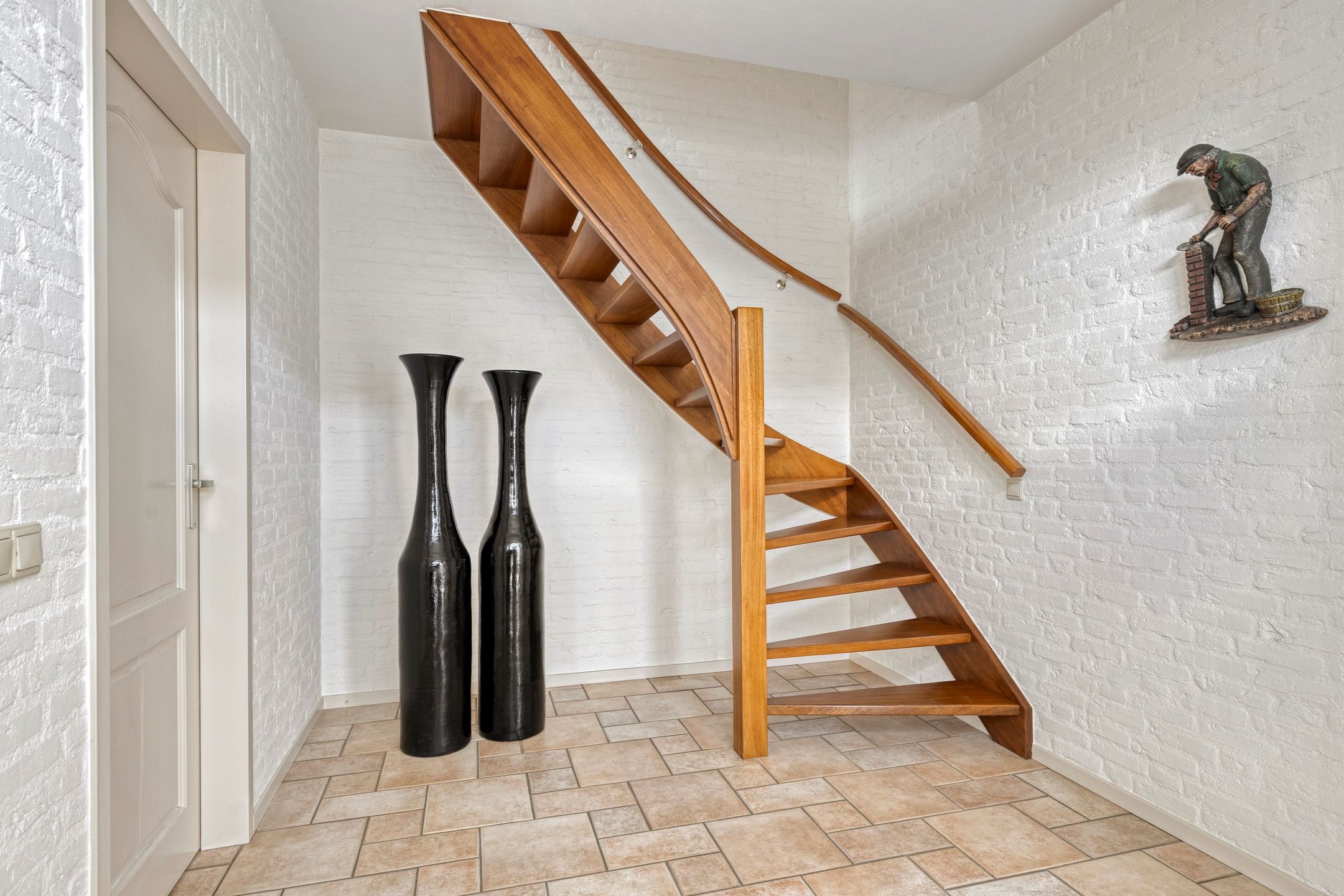 Photo 12 of Burg. Van Houtstraat 93-A