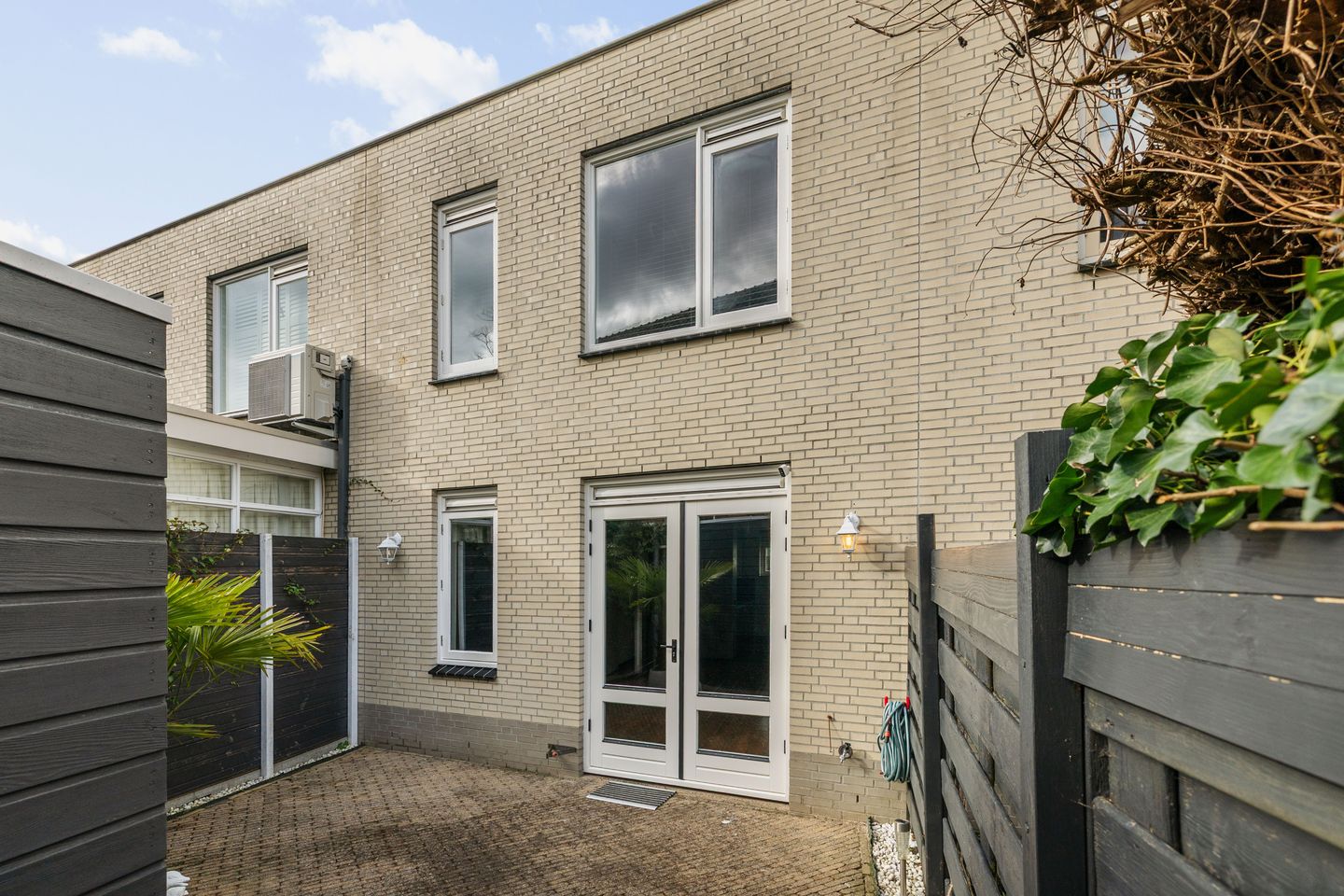 Foto 19 van Schoolstraat 25