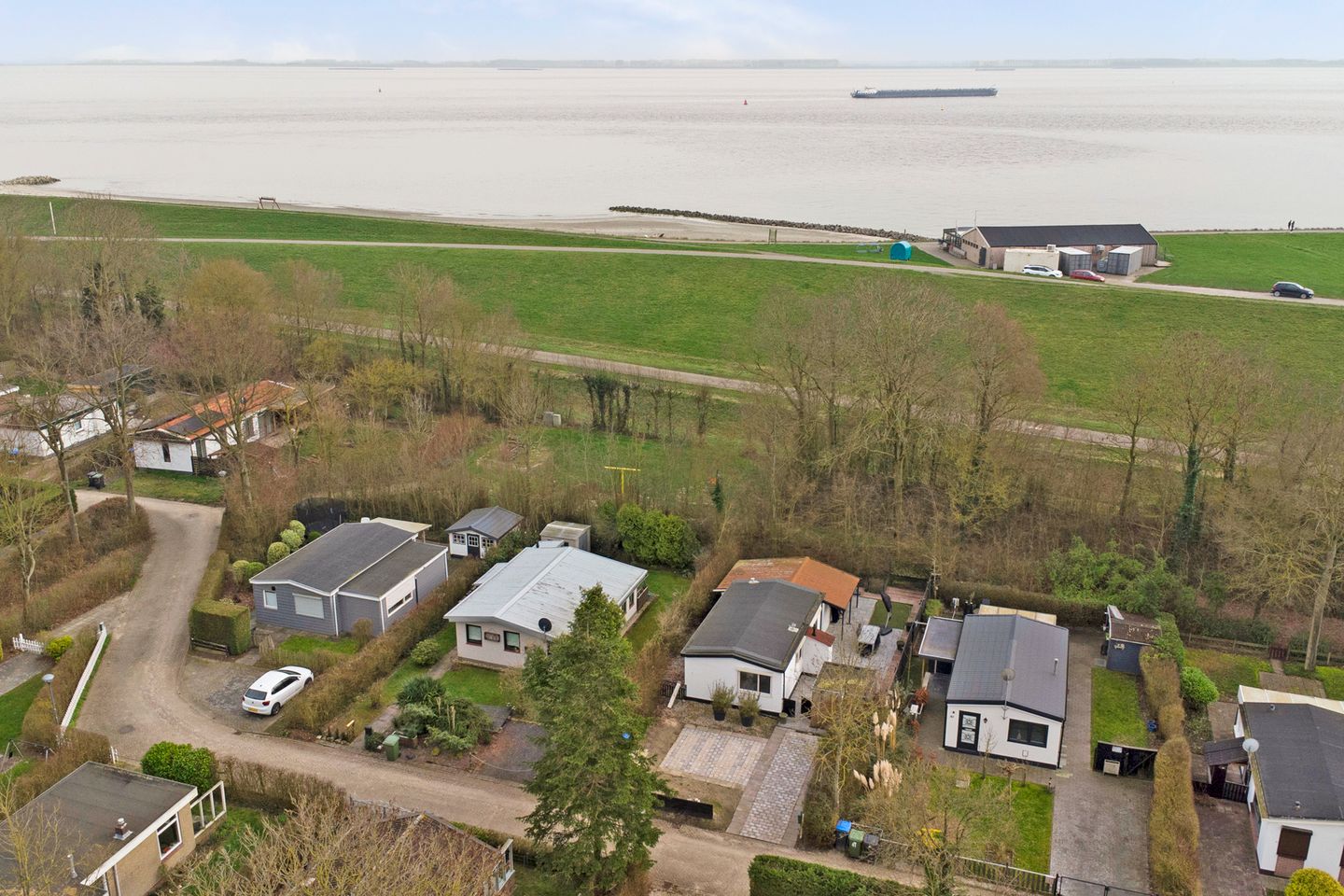 Foto 19 van Landingsweg 39