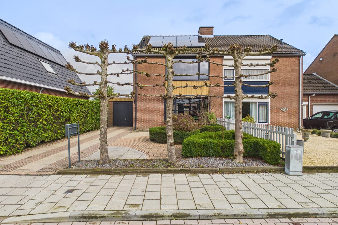 Photo 1 of Romerswaalestraat 4-A