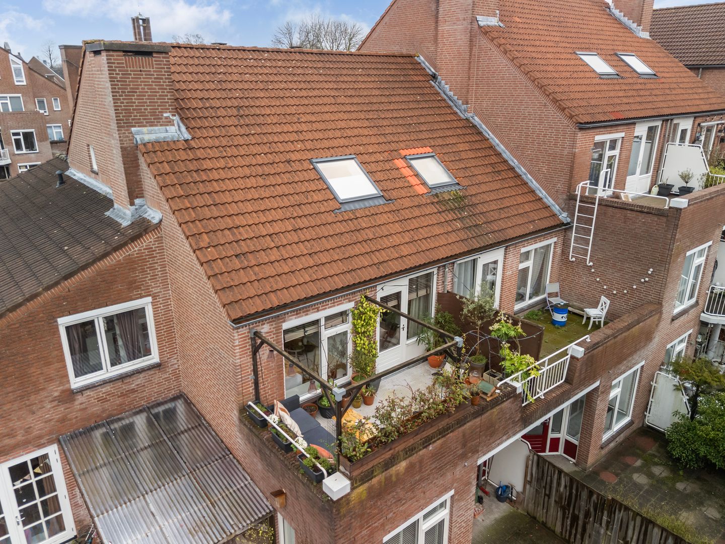 Foto 20 van Haagplein 24