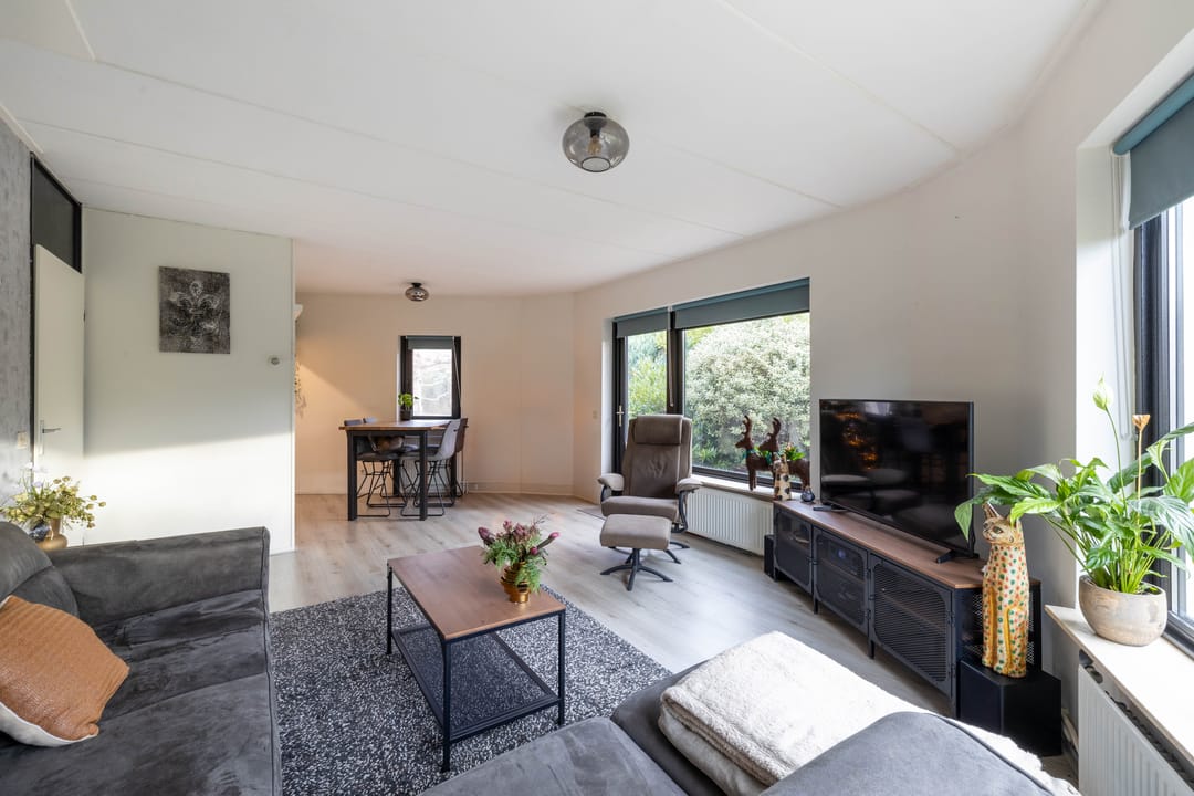 Foto 2 van Bosbeek 11