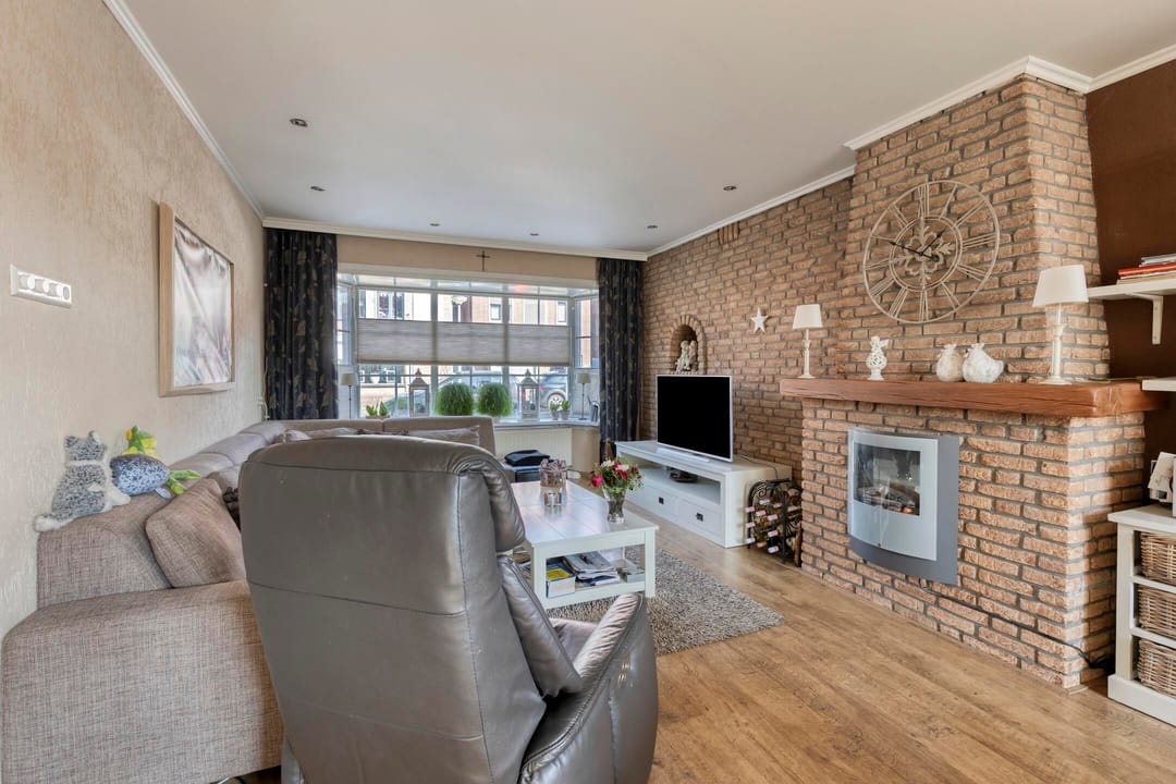 Foto 8 van Middenstraat 72