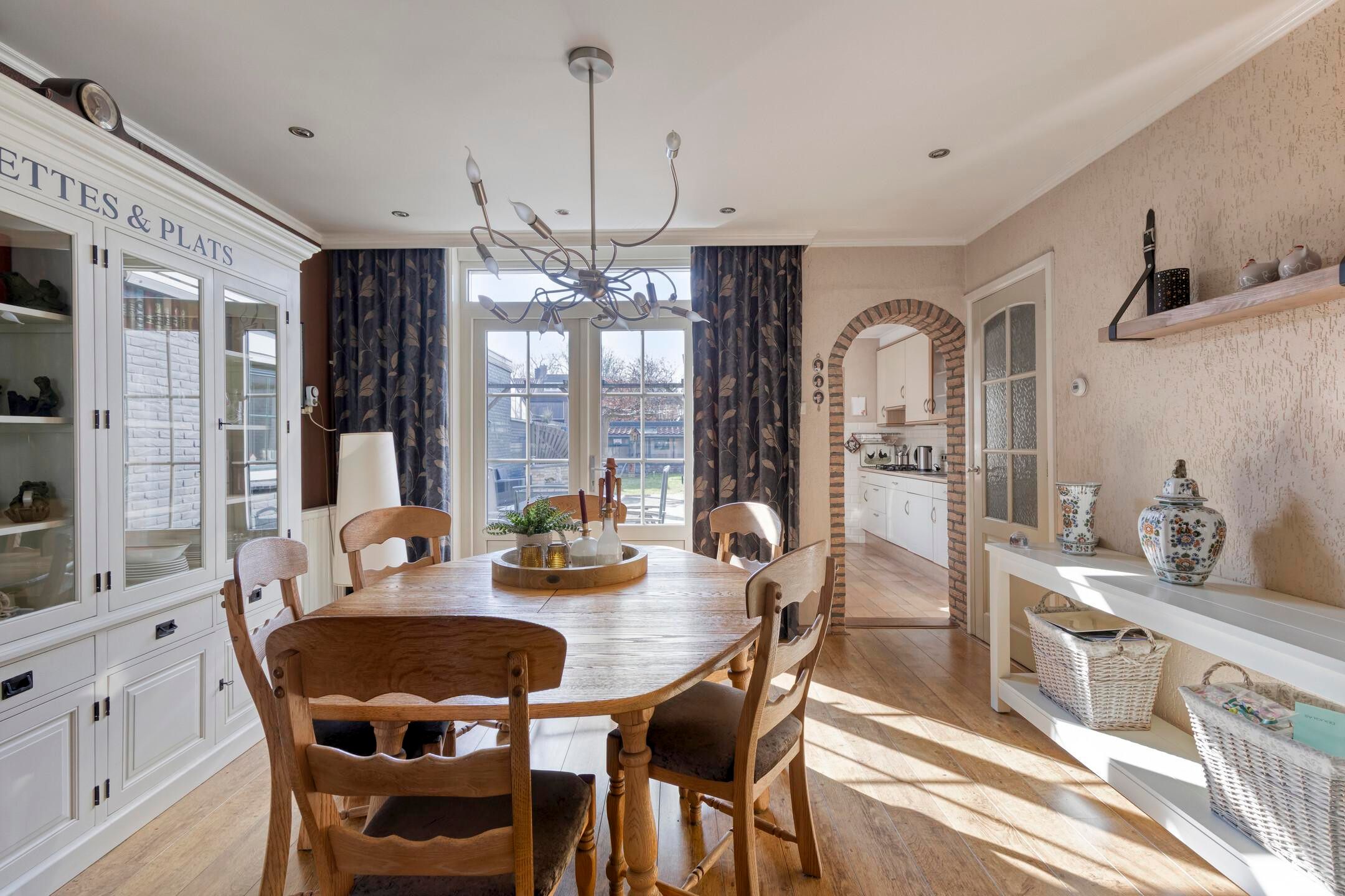 Foto 15 van Middenstraat 72