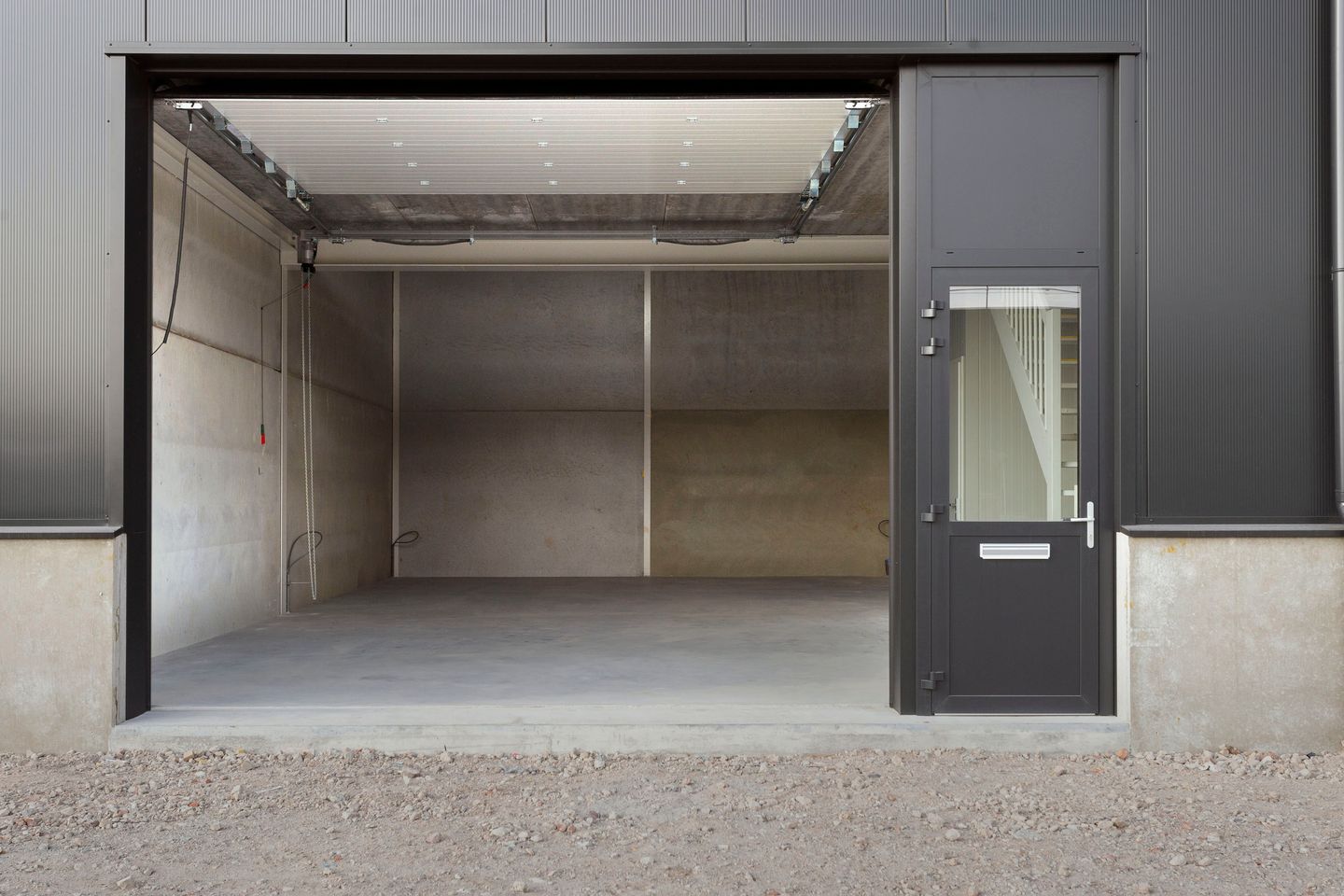 Bekijk foto 2 van Doejenburg 144-c