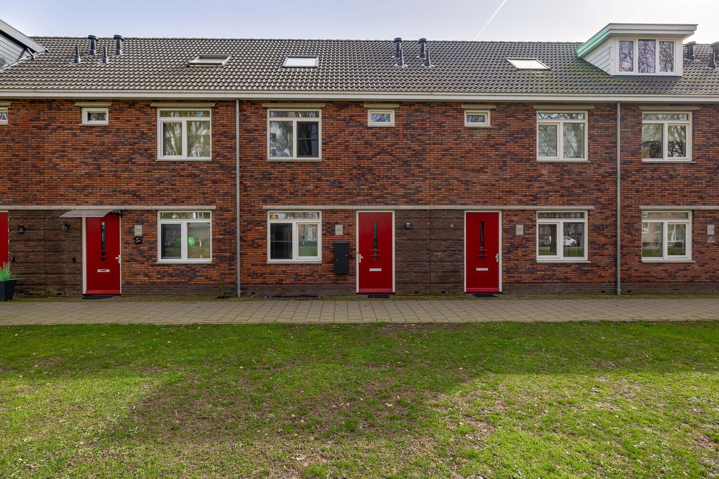 Photo 4 of Buys Ballotsingel 9-A