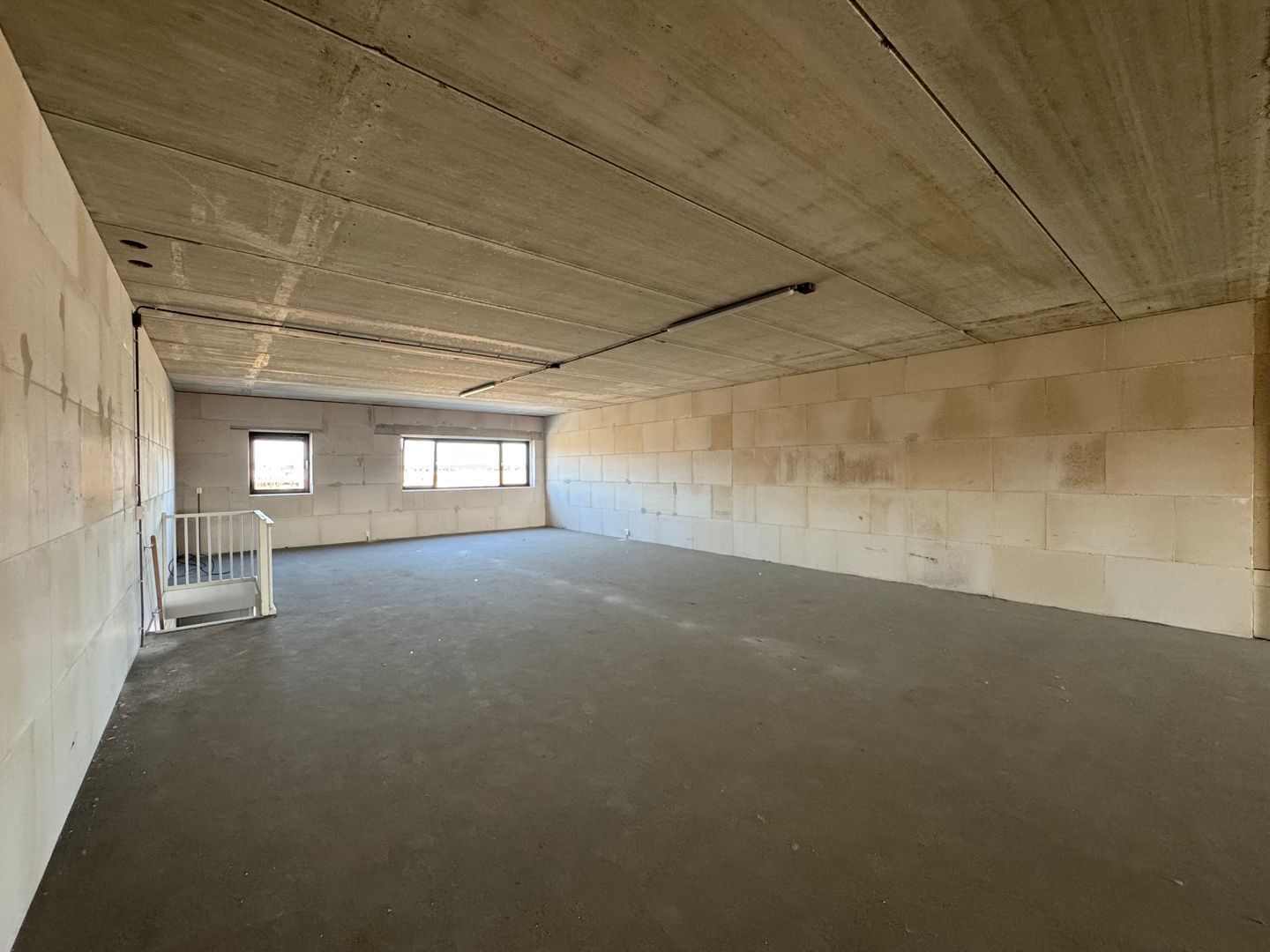 View photo 3 of Marconistraat 19