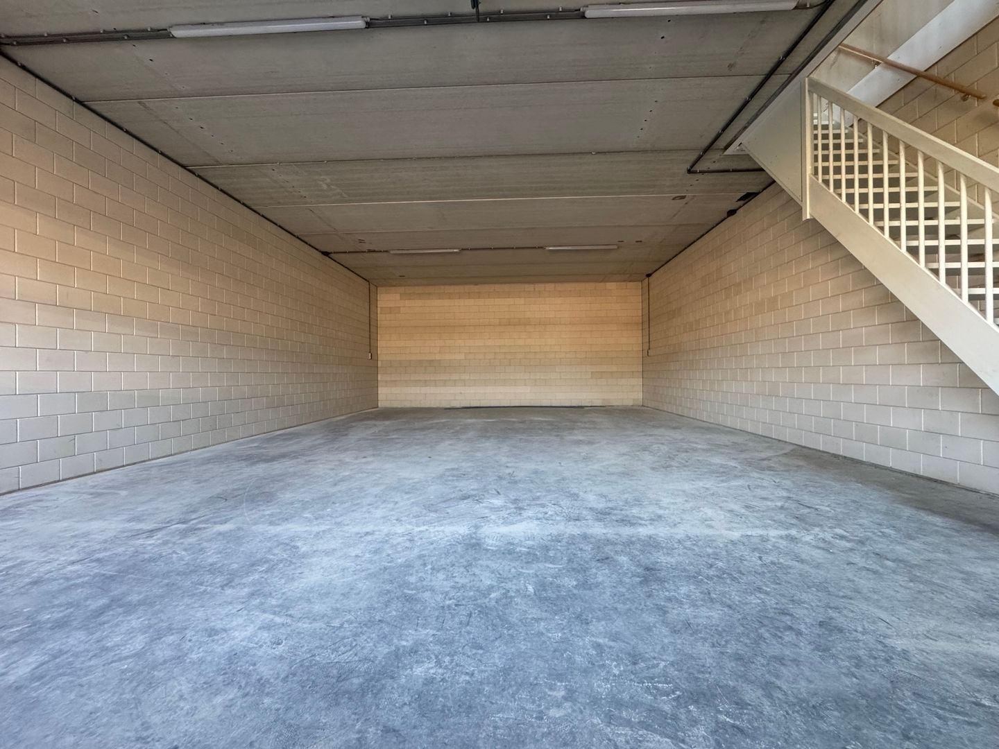 View photo 4 of Marconistraat 19