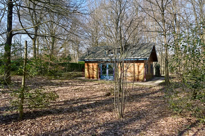 Photo 2 of Bracamonteweg 5