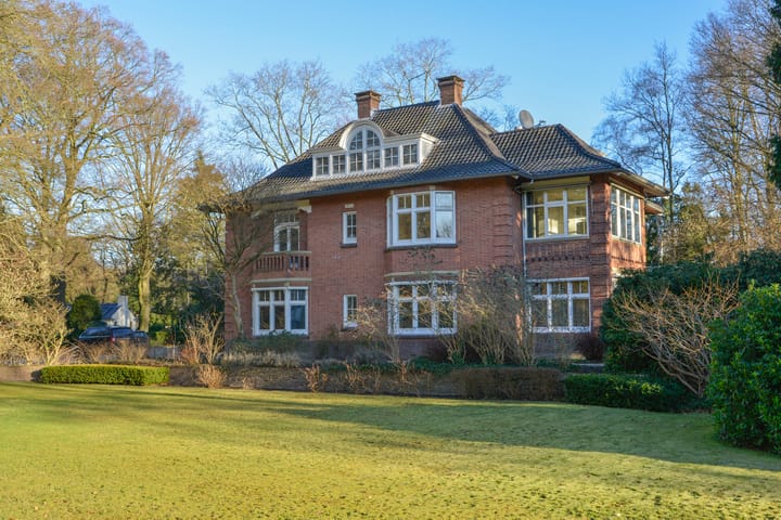 Jacob van Lenneplaan 57, Baarn