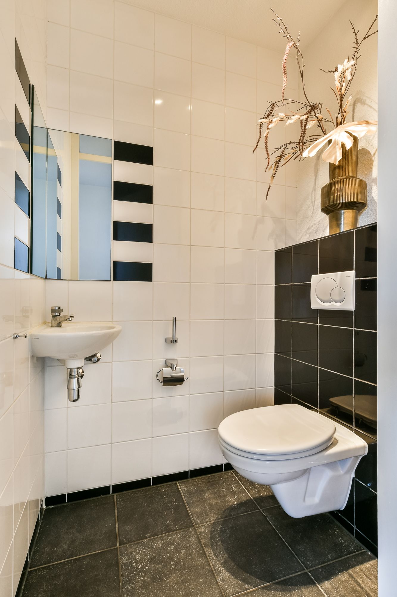 Photo 42 of Burgemeester van Stamplein 42