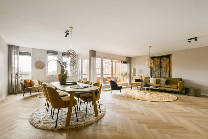 Photo 2 of Burgemeester van Stamplein 42