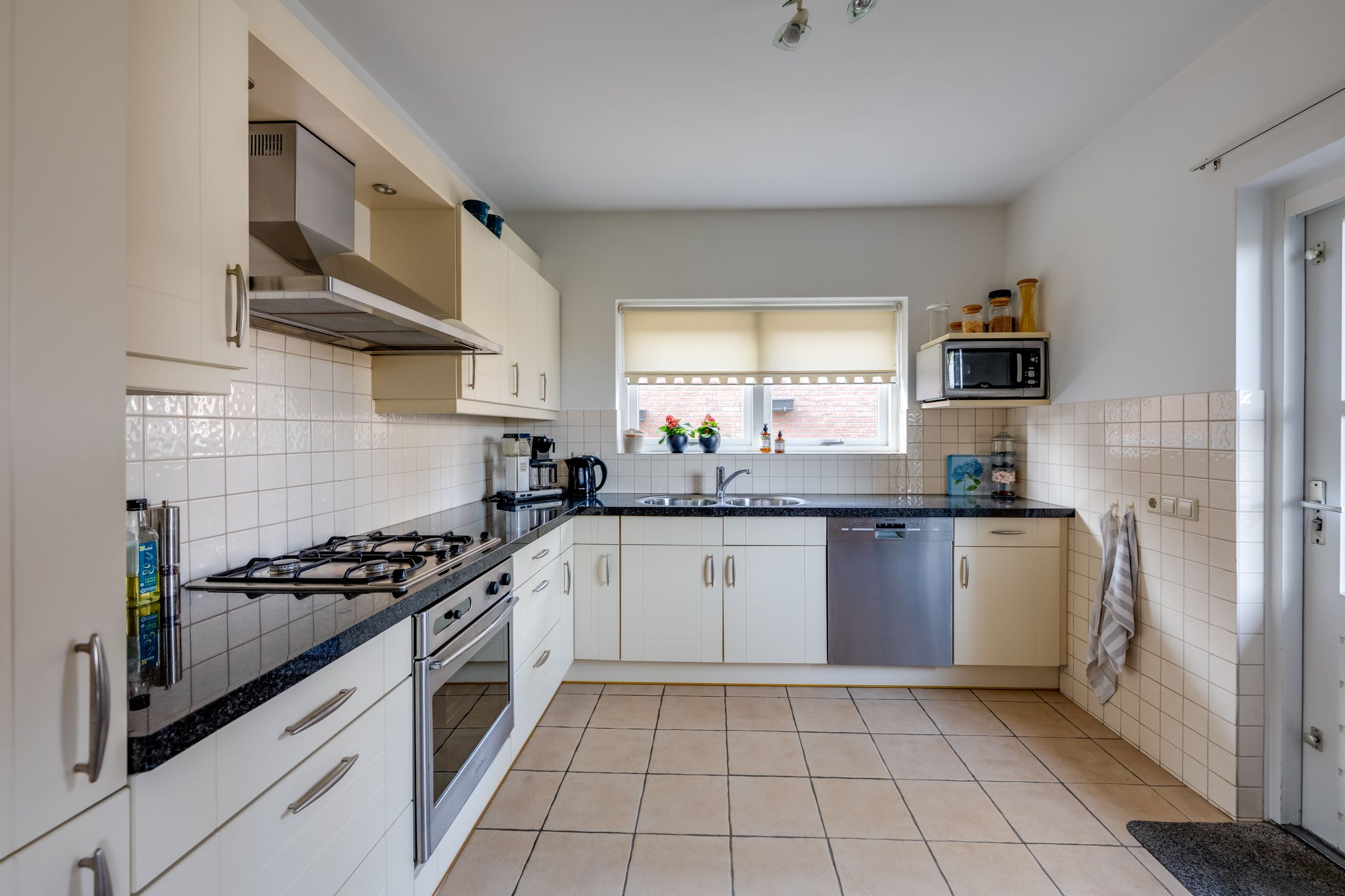 Foto 3 van Löblaan 29