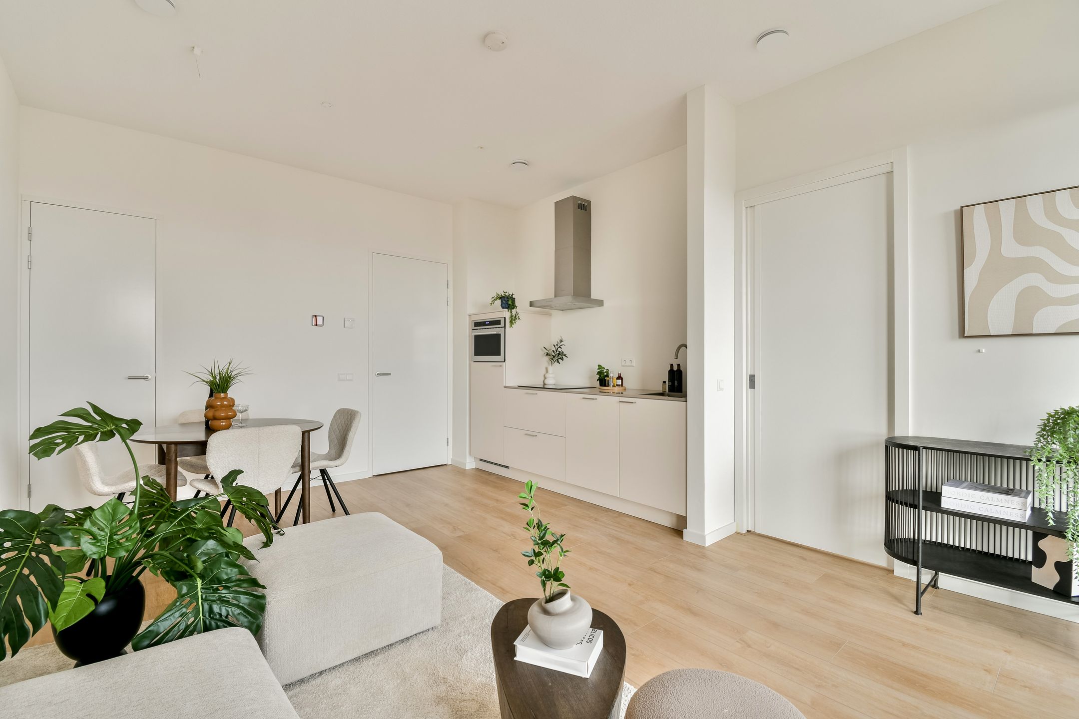 Foto 6 van Oostenburgermiddenstraat 585