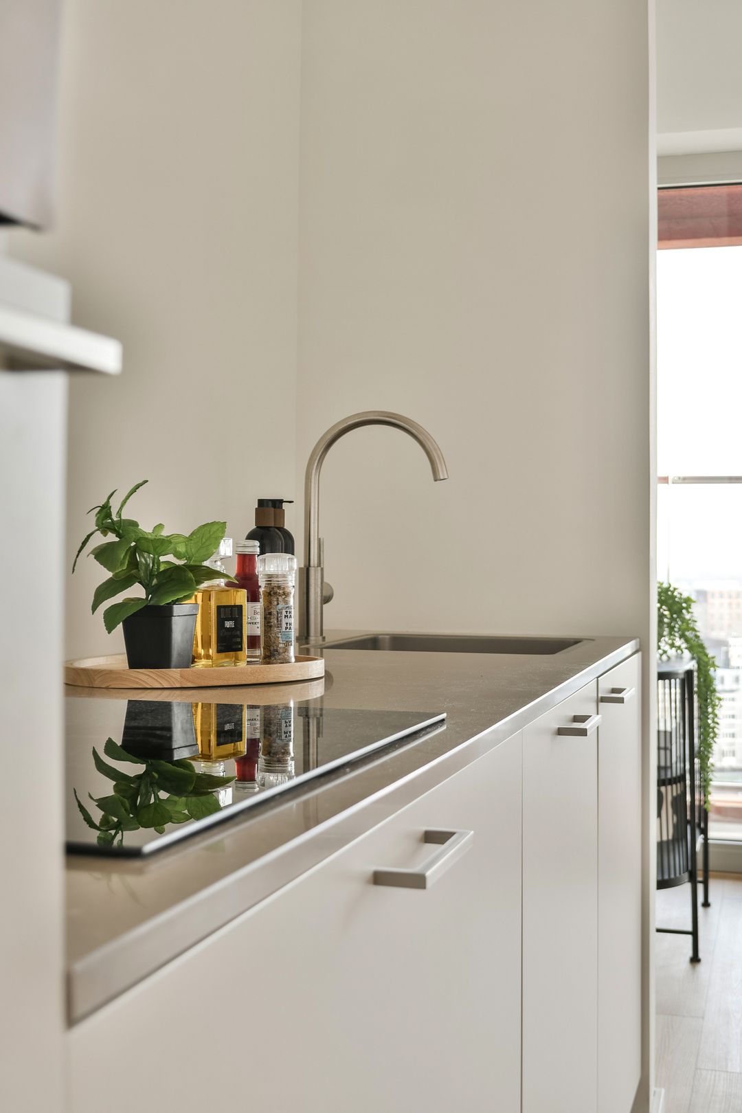 Foto 8 van Oostenburgermiddenstraat 585