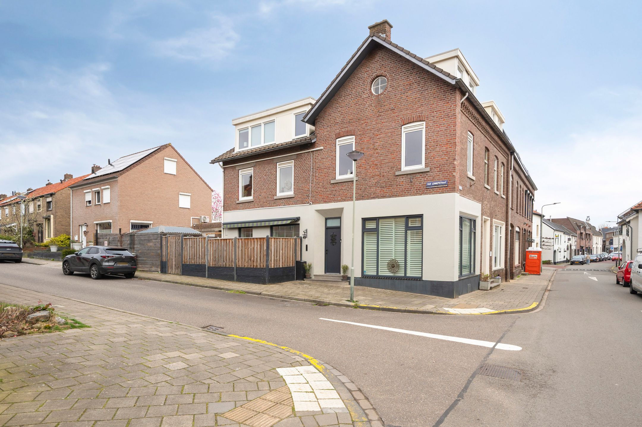 Foto 6 van Van Lennepstraat 29