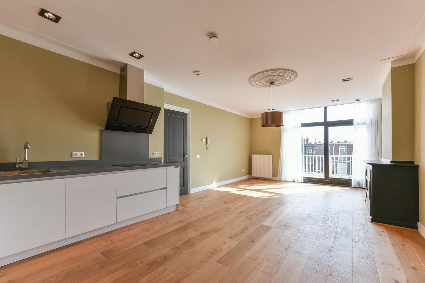 Photo 19 of 2e Sweelinckstraat 100-A