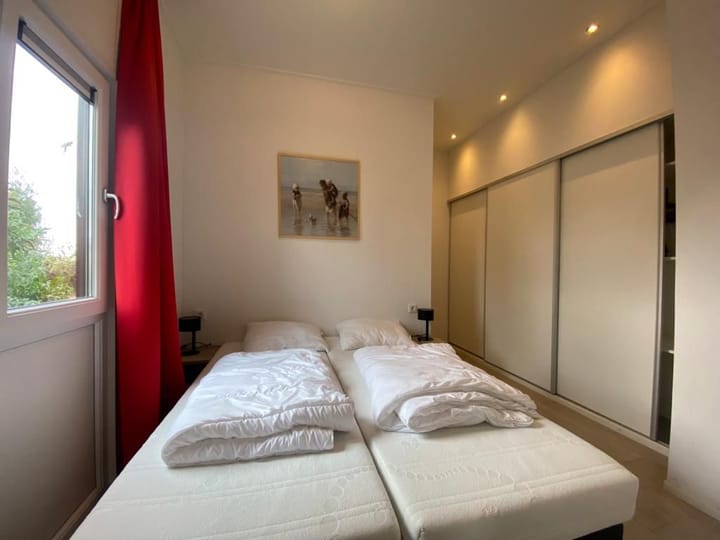 Vrijstaande woning te koop: Pipeluurseweg 8-16, Olburgen