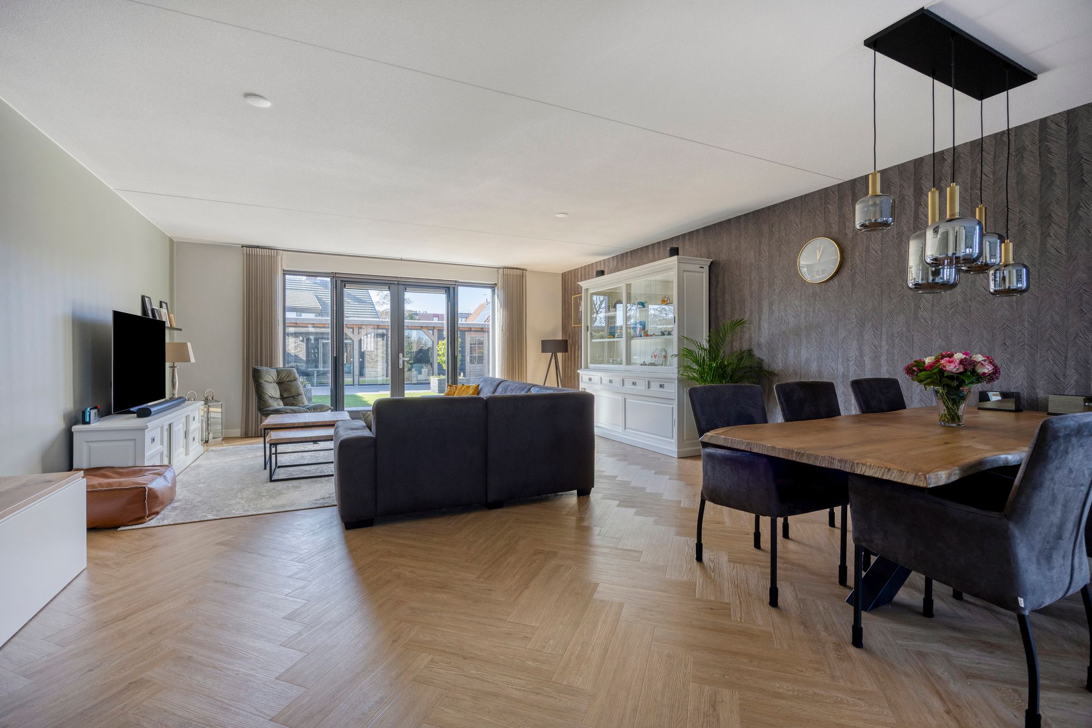 Foto 6 van Leeuwenhof 17