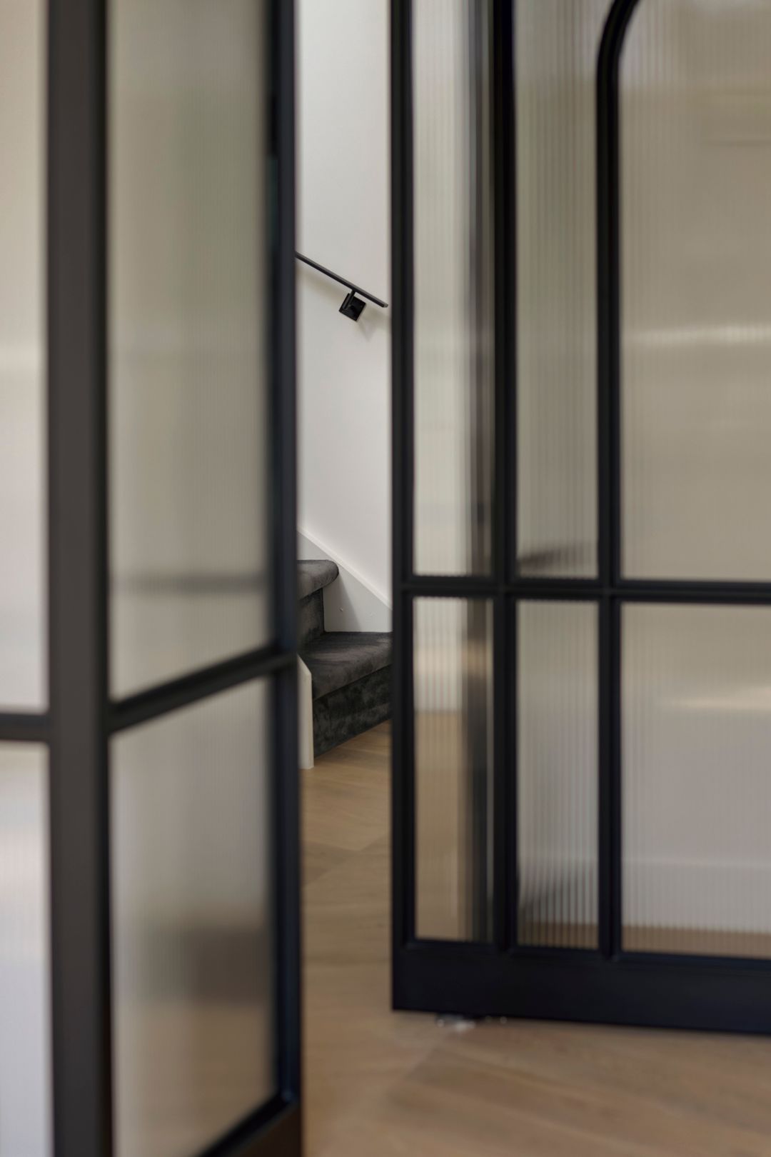 Photo 11 of Van Eeghenstraat 29-B3