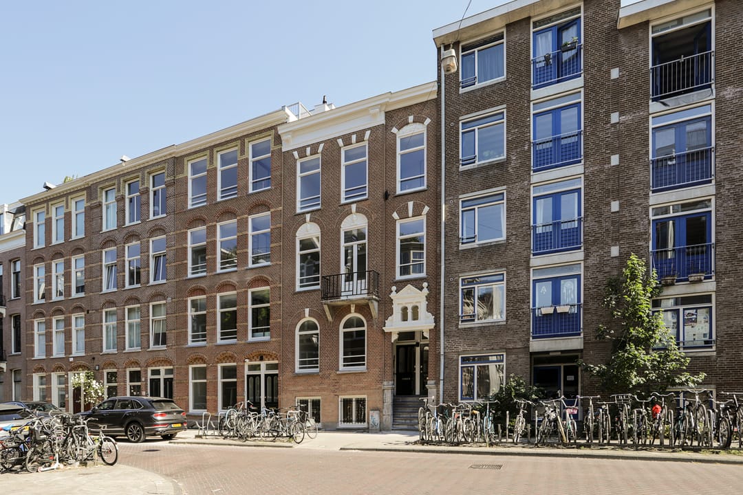 Bovenwoning aan Van Eeghenstraat 29-B3, Amsterdam