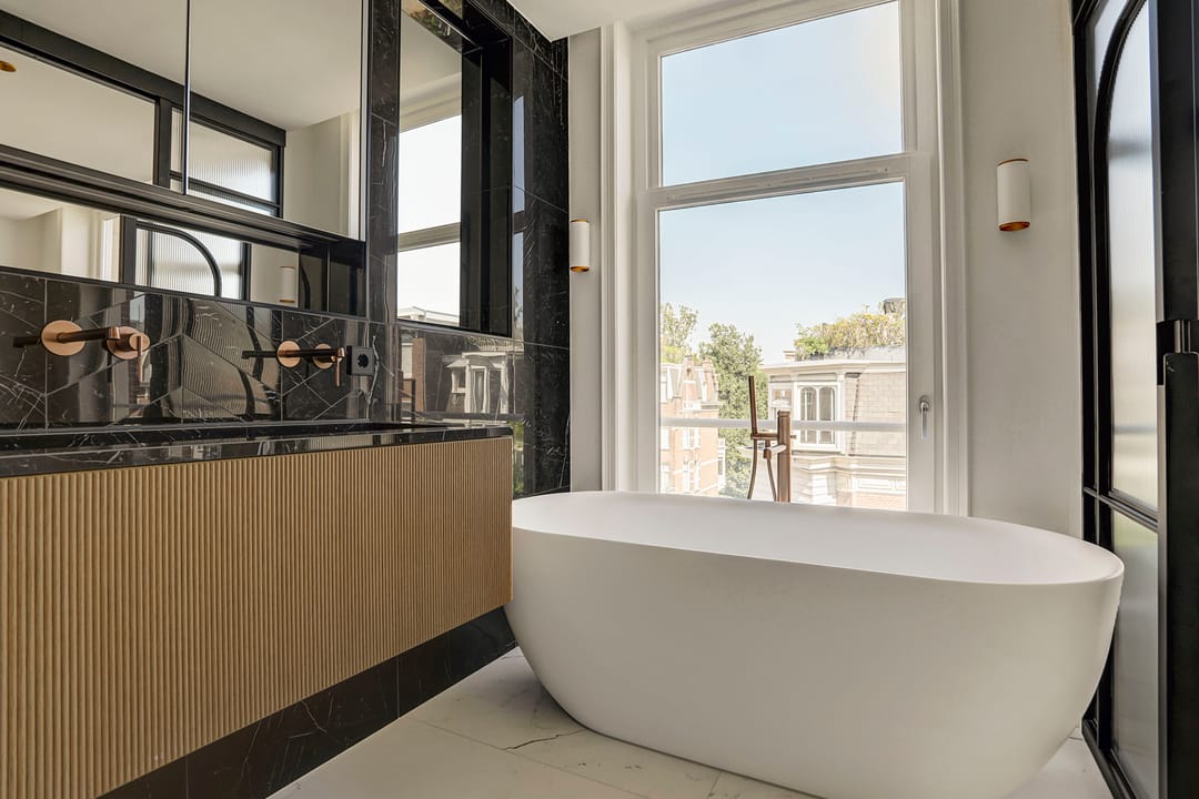 Photo 26 of Van Eeghenstraat 29-B3