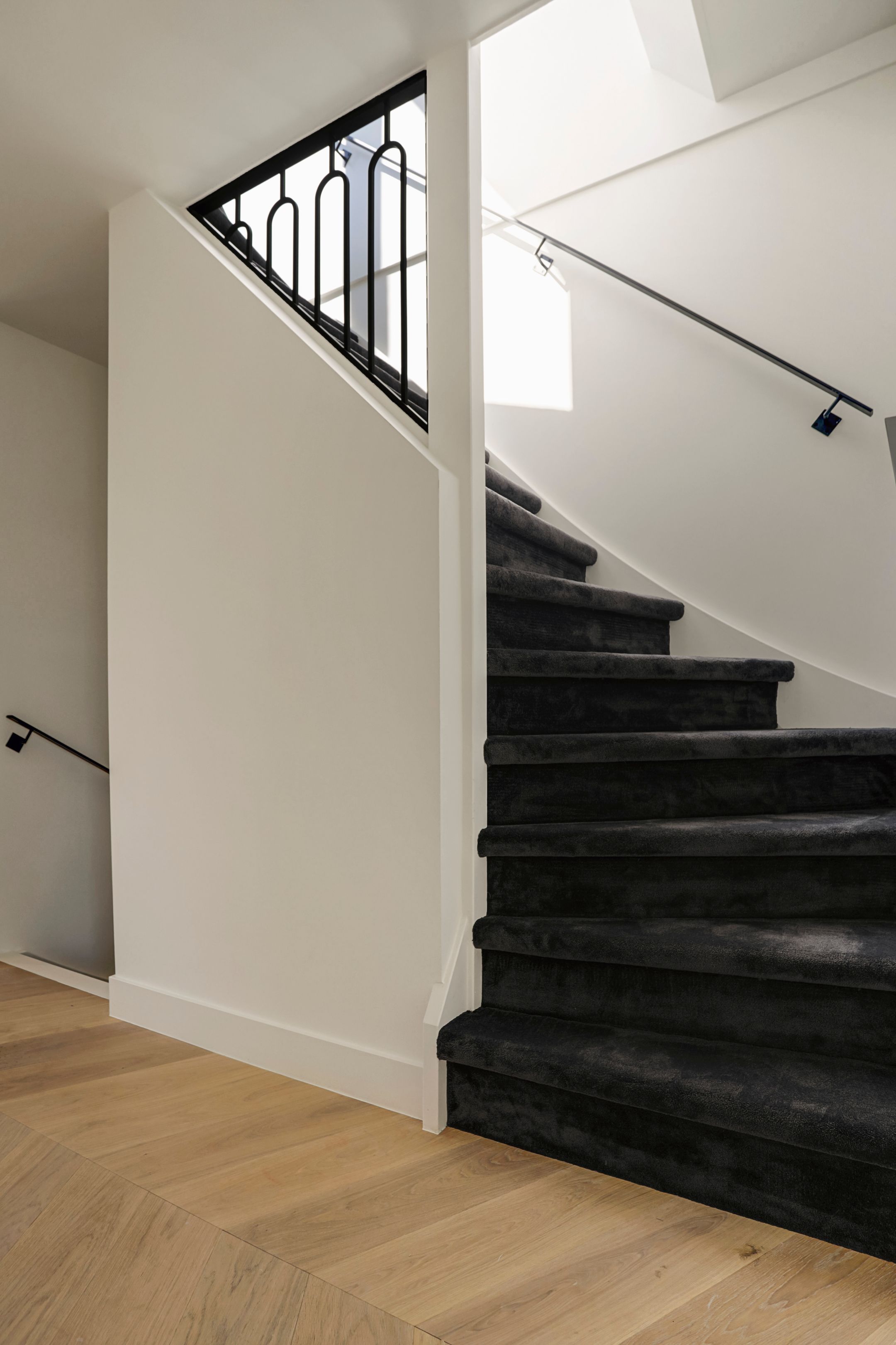 Photo 27 of Van Eeghenstraat 29-B3