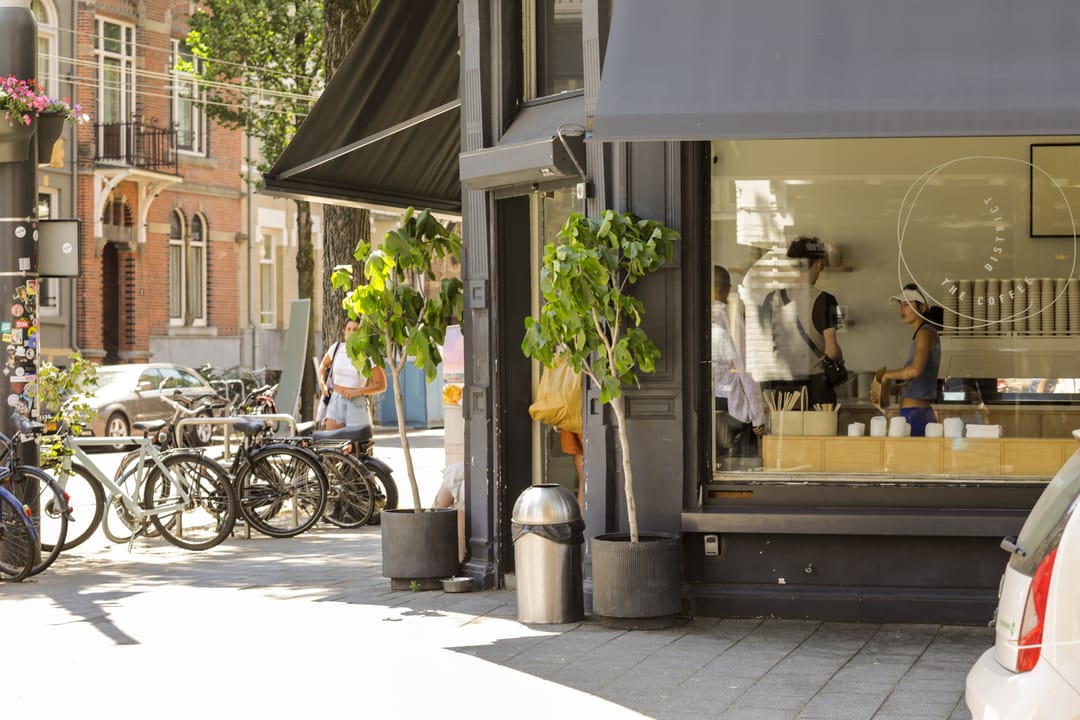 Photo 37 of Van Eeghenstraat 29-B3