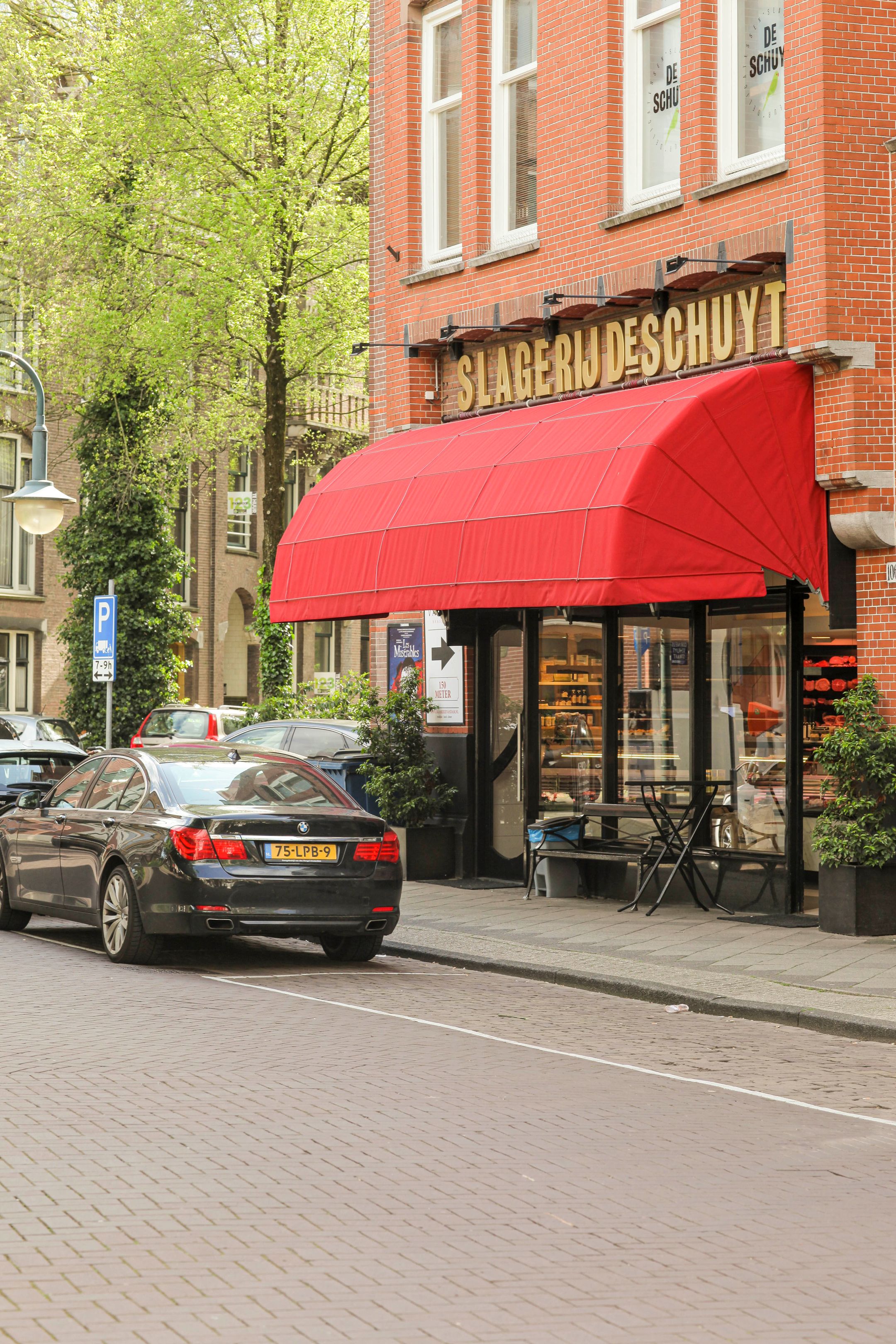 Photo 39 of Van Eeghenstraat 29-B3