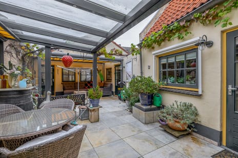 Ring 38 secondary image