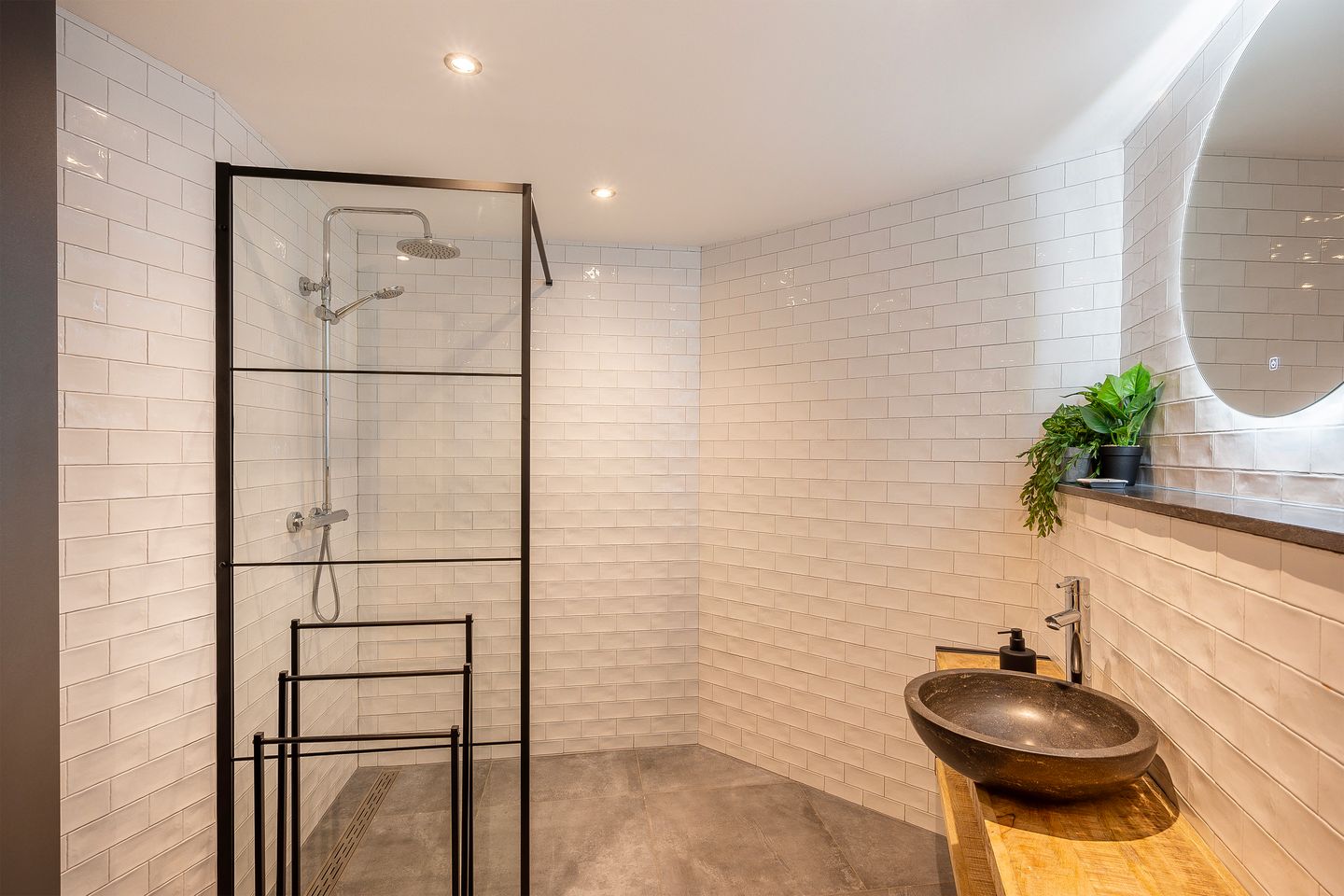 Foto 19 van Fenacoliuslaan 49