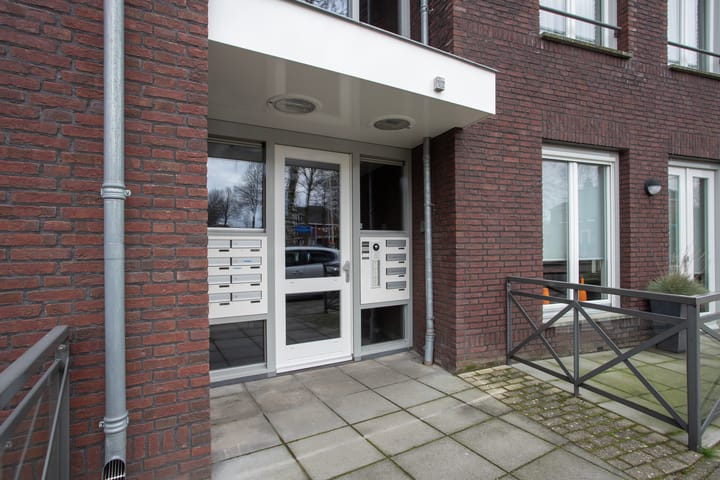 Photo 2 of Martien Coppensstraat 22