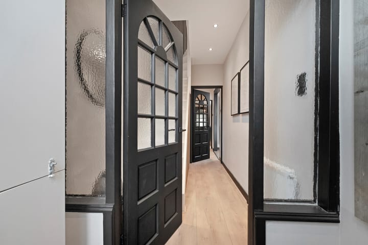 Photo 2 of Lombokstraat 17