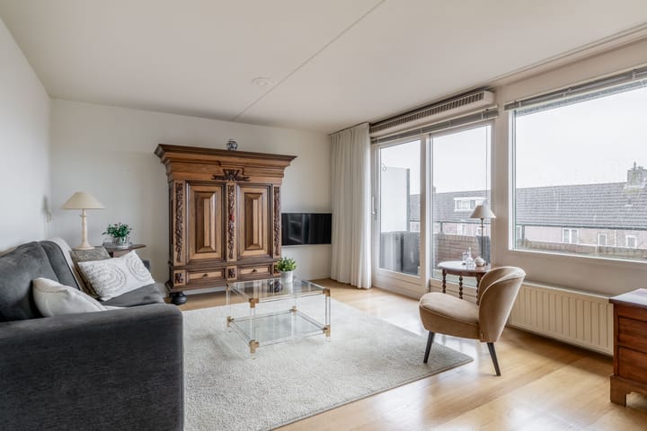 Foto 2 van Hellendaalweg 36