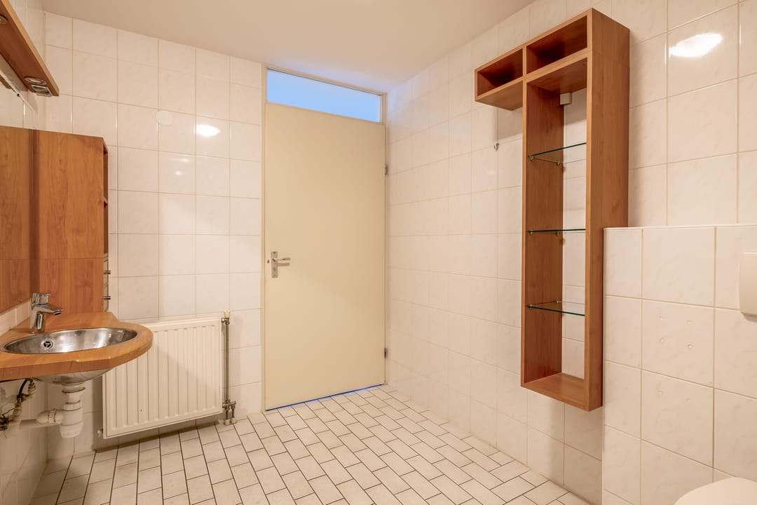 Foto 22 van Hellendaalweg 36