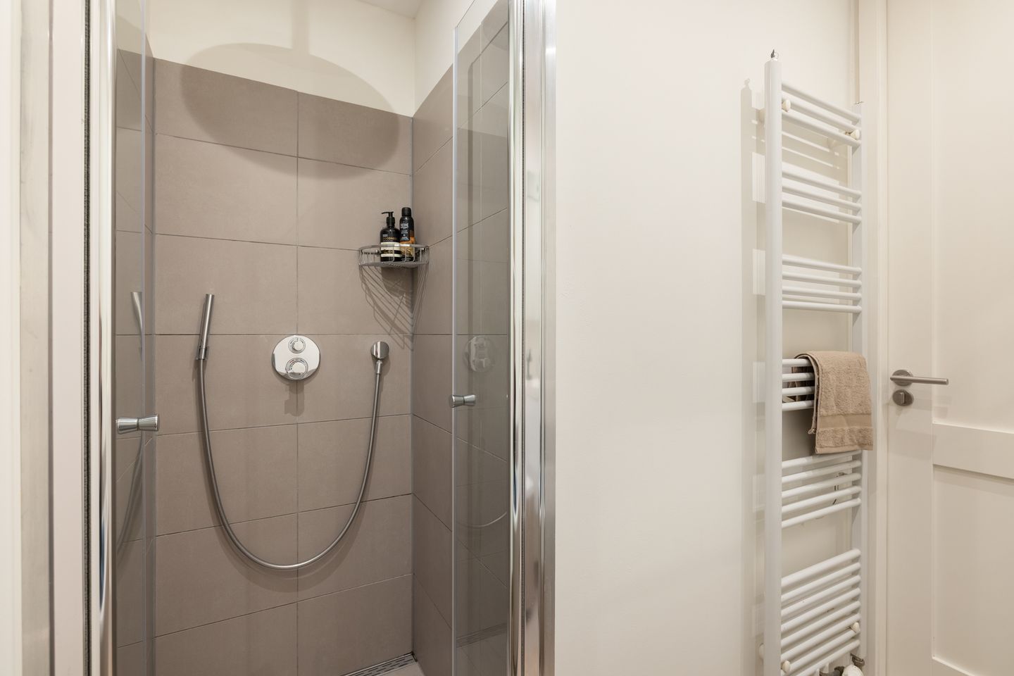 Foto 35 van Boomstraat 53-B