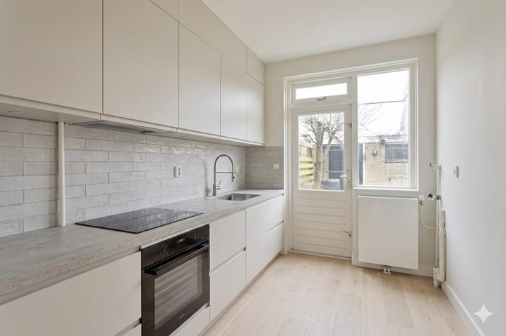 Photo 4 of Prins Willem-Alexanderlaan 50