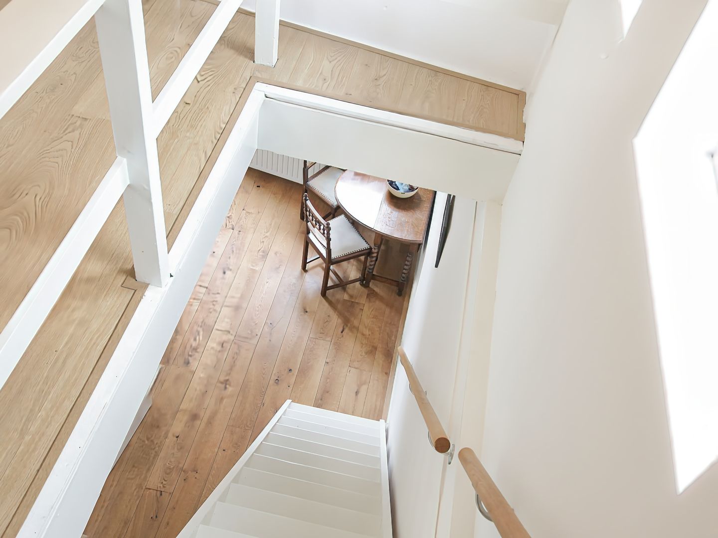Charming upstairs apartment with 2 bedrooms and south-facing balcony in Haarlem — 17