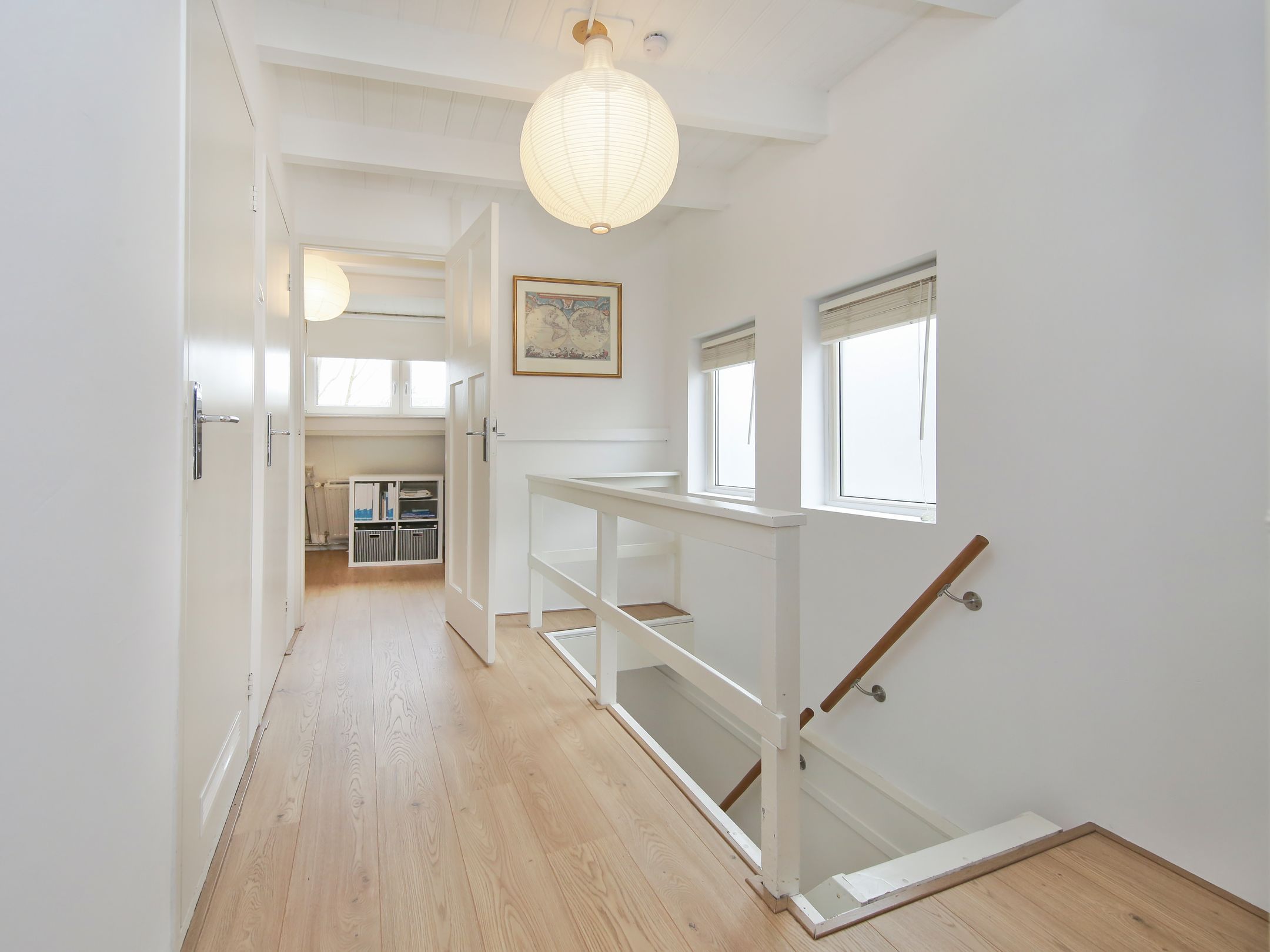 Charming upstairs apartment with 2 bedrooms and south-facing balcony in Haarlem — 18